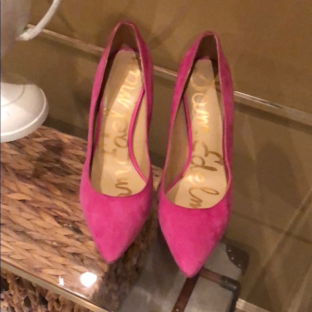 Same Edelman Hazel Hot Pink Suede